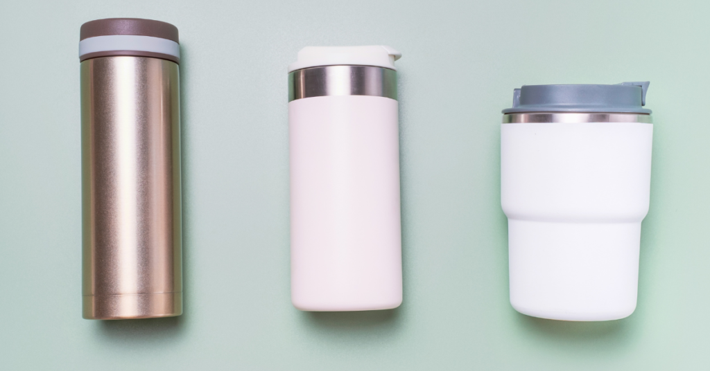 Copos e garrafas têrmicas para bebidas quentes e frias